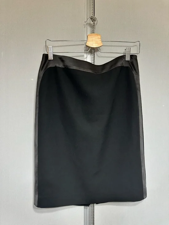 Anne Klein Black Pencil Skirt with Side Panel Satin Detail Office Business Sz 4 - Picture 2 of 9